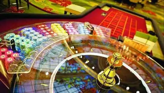 mobile banking untuk pembayaran instan QRIS untuk pembayaran cepat